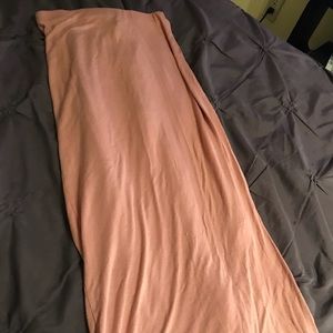 Mauve maxi skirt with slit